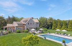 2 Noras Lane, Edgartown, MA 02539