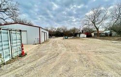 5443 Fm 121, Van Alstyne, TX 75495