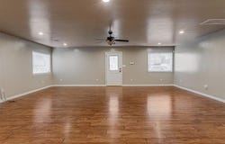 1005 Mitacek Avenue, Prague, OK 74864