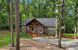 1042 Rosewood Drive, Dallas, NC 28034