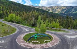 155 Crystal Springs Rd, Sandpoint, ID 83864