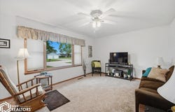 2222 15Th Avenue, Eldora, IA 50627