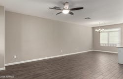 240 W JUNIPER Avenue, Gilbert, AZ 85233