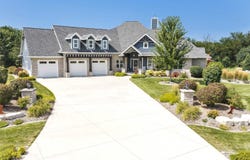 2836 OAK STREAM Drive, DE PERE, WI 54115