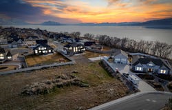343 W BAY Dr, Vineyard, UT 84059