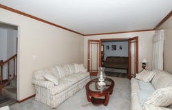 619 Yardley Lane, Hoffman Estates, IL 60192