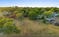 309 W Sherman Drive, Aubrey, TX 76227
