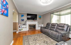 1 Windsor Place, Lynbrook, NY 11563