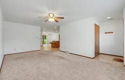 114 Cardinal Court, Independence, IA 50644
