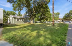 240 Oak Ave, Baltic, SD 57003