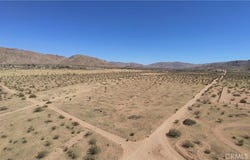24350 Zuni Road, Apple Valley, CA 92307