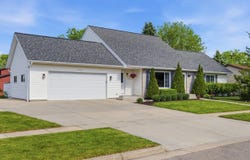 1000 Monteray Lane, Waunakee, WI 53597
