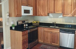 2320 Skyline Dr, Lowell, MA 01854