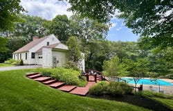 41 Roberts Road, Hopkinton, NH 03229