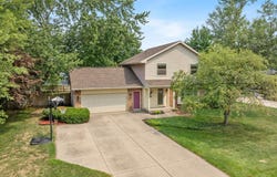 7520 Windgate Drive, Jenison, MI 49428
