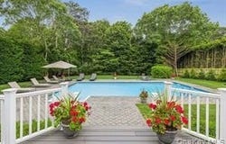 24 Bridle Path, Westhampton Beach, NY 11978