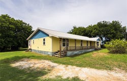 322 Hcr 2320, Abbott, TX 76621