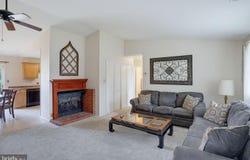 8 RENOIR TER, NEWARK, DE 19702
