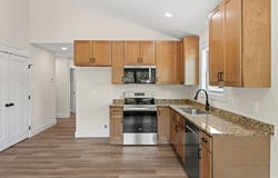518 Blockhouse Valley Rd, Clinton, TN 37716