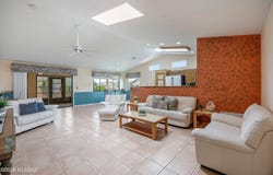 8558 S Compass Drive, Tucson, AZ 85756
