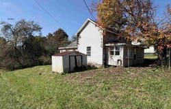 144 Johnson Avenue, Elkins, WV 26241