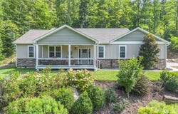 39 Village Overlook Loop, Swannanoa, NC 28778
