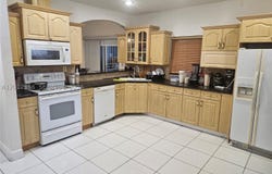2231 NW 4th Ter, Miami, FL 33125