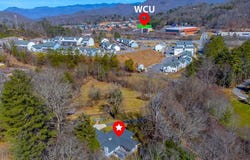 240 N Country Club Dr, Cullowhee, NC 28723