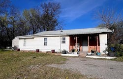 31 W 8th Street, Kiowa, OK 74553
