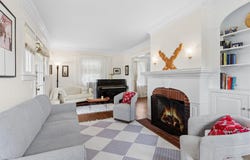 87 Islip Avenue, Islip, NY 11751