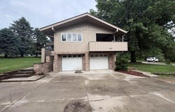 110 Sunnyside, Dumont, IA 50625