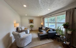 209 E Barck Ave, Luverne, MN 56156