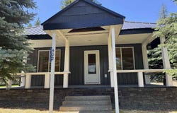 402 S 3rd St, Elk River, ID 83827