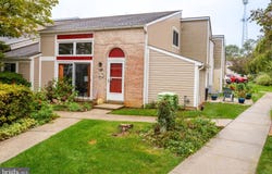 1505 KENSINGTON Drive, HAGERSTOWN, MD 21742