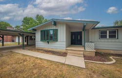 632 Manning Drive, Noel, MO 64854