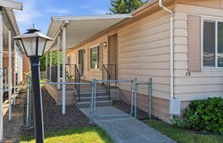 1211 E Lyons Ave, Spokane, WA 99208