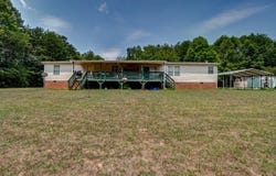 572 Leonard Lane, Gladys, VA 24554