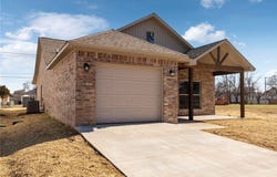 916 N 13th, Fort Smith, AR 72901