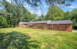 355 S Chillicothe Road, Aurora, OH 44202