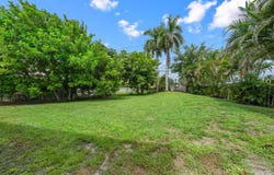 117 Hemingway Court, Royal Palm Beach, FL 33411