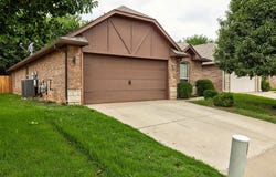 801 Doe Trail, Edmond, OK 73012