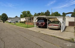 1500 W 7th St #61, Weiser, ID 83672