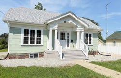716 1st Avenue NE, Hampton, IA 50441