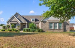 11856 Aspenwood Drive, Moundville, AL 35474