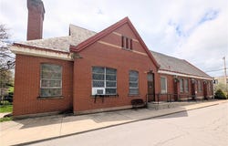 898 Forest Ave, Ross Twp, PA 15202