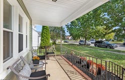 83 Eastern States Pkwy, Somerville Boro, NJ 08876-2634