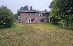 1749 JUNIPER Ave, CoosBay, OR 97420