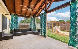301 Bird Dog Bnd, Bastrop, TX 78602