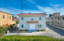 702 Crenshaw Blvd, Los Angeles, CA 90005