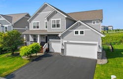 4014 Holasek Path, Chaska, MN 55318